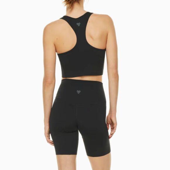 Aritzia TnaSLEEK™ Cheeky Hi-Rise 7" Short Size S  Moon Dust Grey Excellent Cond. - Picture 1 of 6